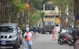 Cách ly, khử trùng phố Trúc Bạch phòng chống dịch Covid-19 lây lan